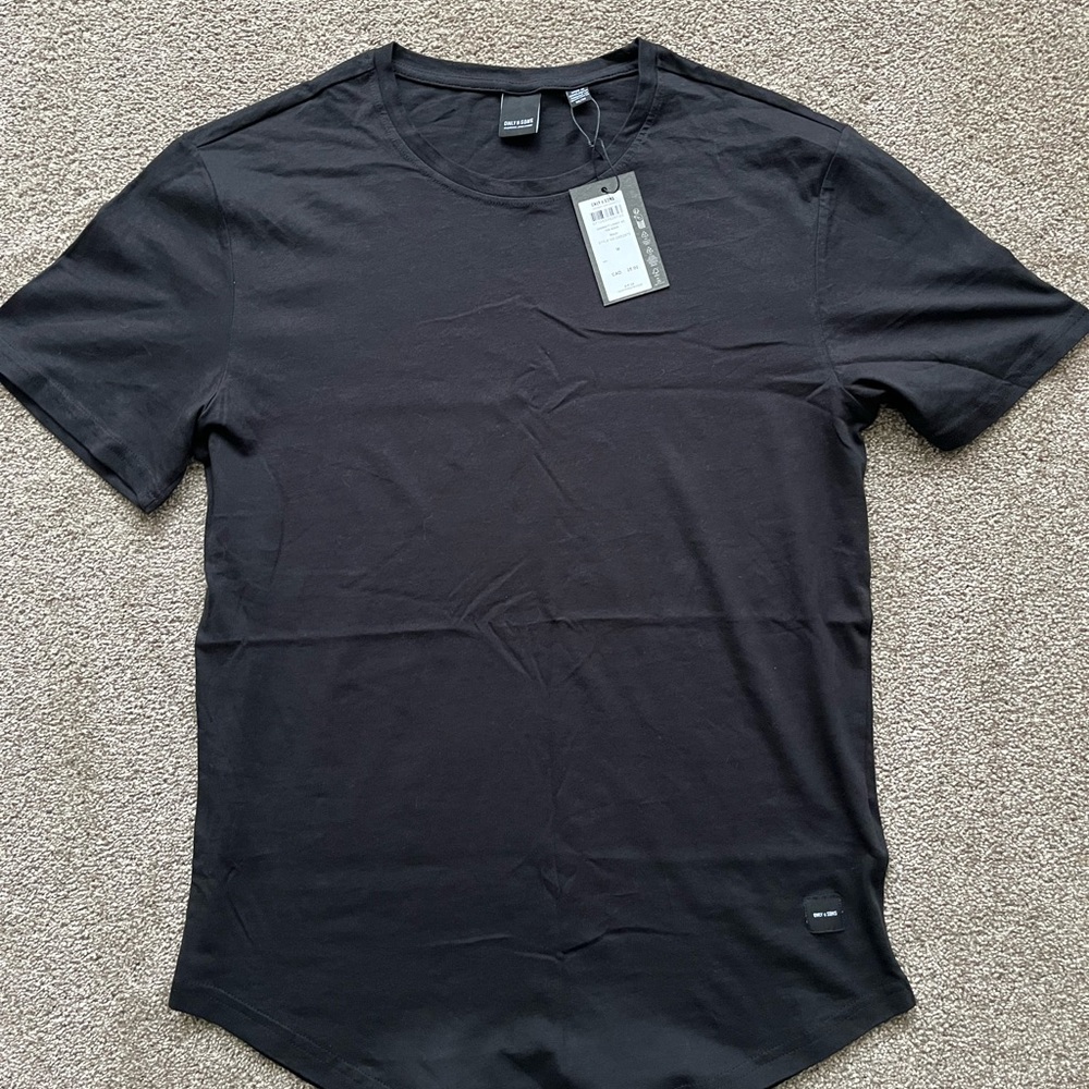 ONLY & SONS Classic Black Tee